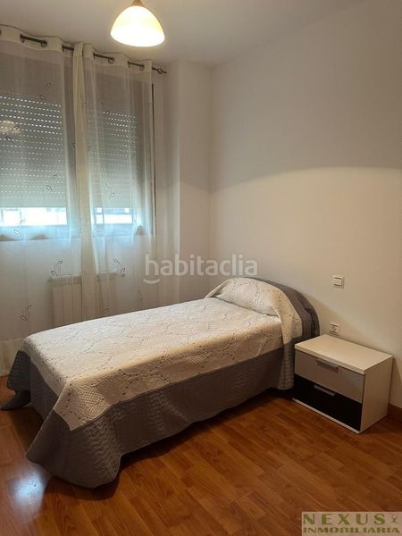 Foto aea90916-41f8-40d0-93ce-7909e538ec09. Alquiler piso precioso piso de tres dormitorios en la zona de san francisco en Cáceres