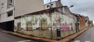 Casa adossada a Casco Antiguo. Casa para construir