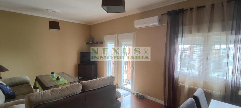 Foto 658673fc-6ddd-4c2d-8260-4750439c0cd6. Location appartement avec chauffage dans Centro Cáceres