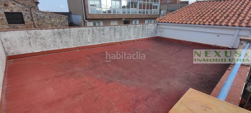 Foto b8882001-4a49-4649-b7a7-a67ba2ed33b3. Maison jumelée dans Casco Antiguo Cáceres