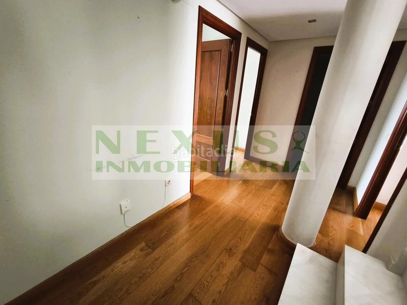 Foto 4e1eaba5-3848-4b6a-a505-069f5f9b2d78. Casa adosada espectacular adosado en macondo en Ruta de la Plata Cáceres