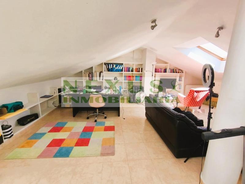 Foto b4064a32-5e84-41d4-9ddd-6198dc9225ce. Casa adosada espectacular adosado en macondo en Ruta de la Plata Cáceres