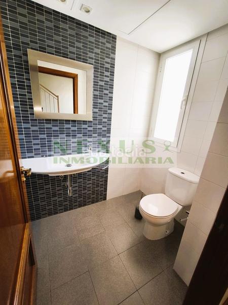 Foto bbbf4303-6306-482e-b54f-03b90f26a494. Casa adosada espectacular adosado en macondo en Ruta de la Plata Cáceres