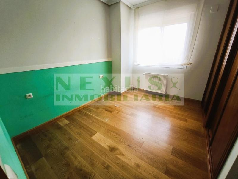 Foto dd584bdc-f844-4786-938a-eecc8e39d762. Casa adosada espectacular adosado en macondo en Ruta de la Plata Cáceres