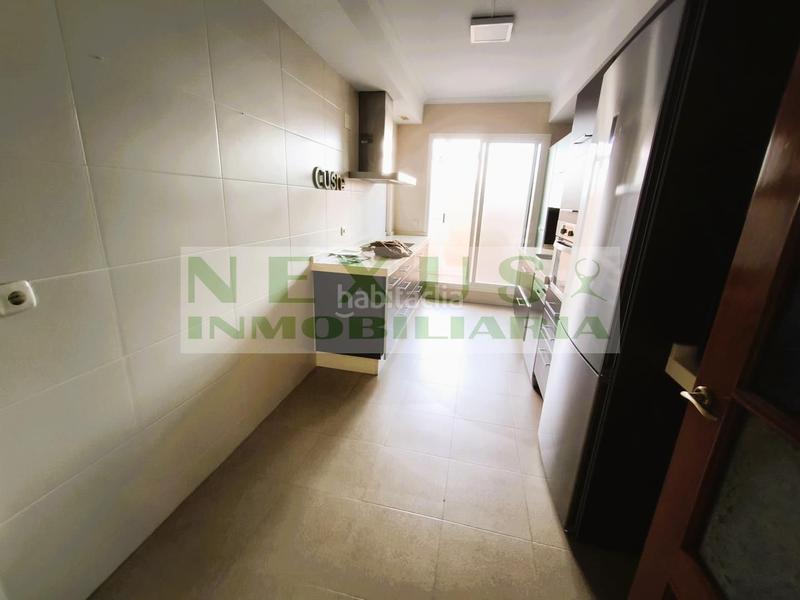 Foto ec3522b5-4471-40ec-a01f-d3c0c9603b2f. Casa adosada espectacular adosado en macondo en Ruta de la Plata Cáceres