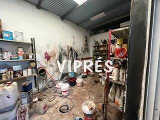 Bâtiment à usage industriel à Este. Nave industrial lista para establecer tu propio negocio!situada