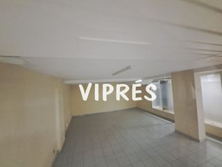 Geschäftsraum in Centro. Local en  centro comercial el descubrimiento  de 30m ideal para