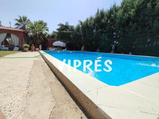 Terreny residencial a Sur. Hola! te presento este increíble campo rústico de casi 2000 m qu