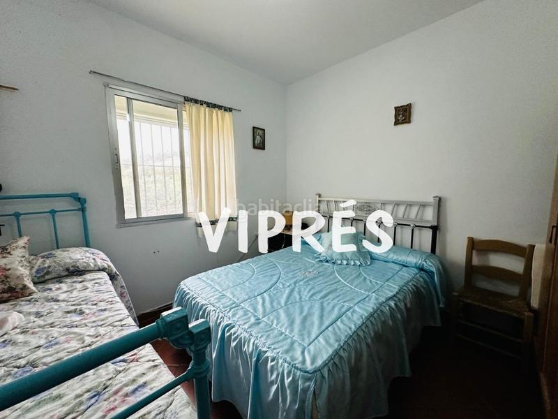 Foto 0b76e032-ba51-40ae-87ec-32697f575df1. Country house in Alange