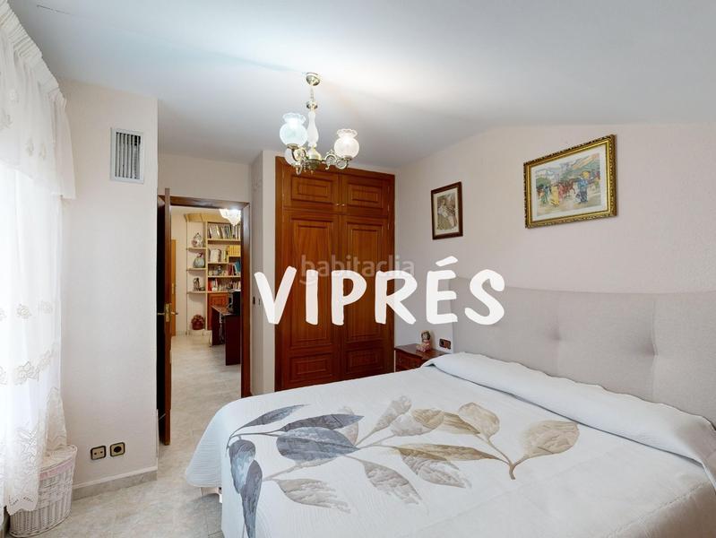 Foto 77fa5da7-3985-4381-bbe8-ec935b061062. Chalet mirad bien! este chalet es una auténtica maravilla para quienes buscan amplitud y confort en un espacio amplio y bien distribuido. en Cáceres