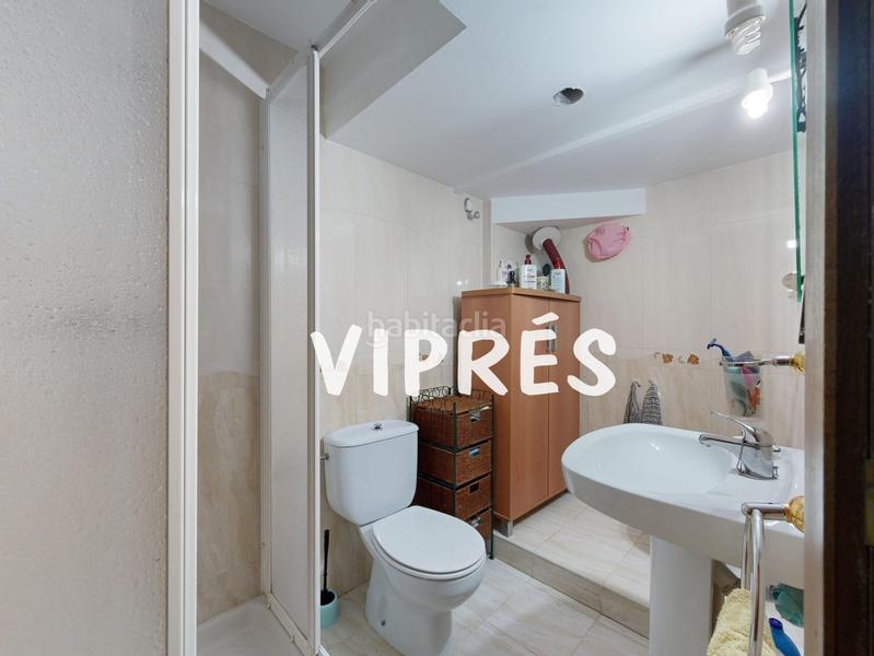 Foto dd62f8fd-14cd-443f-8cd7-e6e240852c26. Chalet mirad bien! este chalet es una auténtica maravilla para quienes buscan amplitud y confort en un espacio amplio y bien distribuido. en Cáceres