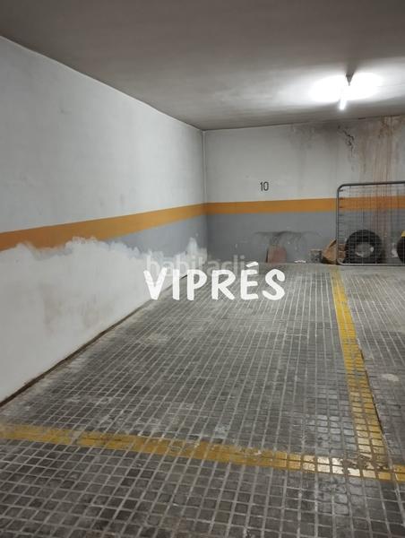 Foto c3ee5fab-2df5-4bed-9d6e-801b81a62582. Posto auto in Casco Antiguo Cáceres