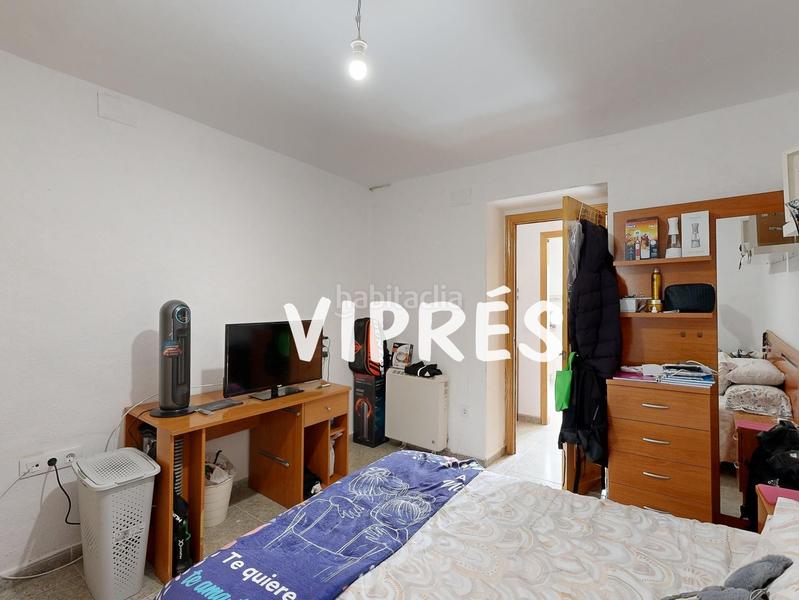 Foto 36841d85-6764-4128-be3a-da71e5e25fa2. Piso mira qué estupendo! bonito piso con encanto en una zona preciosa de la la ciudad. 130 m2, ubicado en una primera planta, con tres en Cáceres