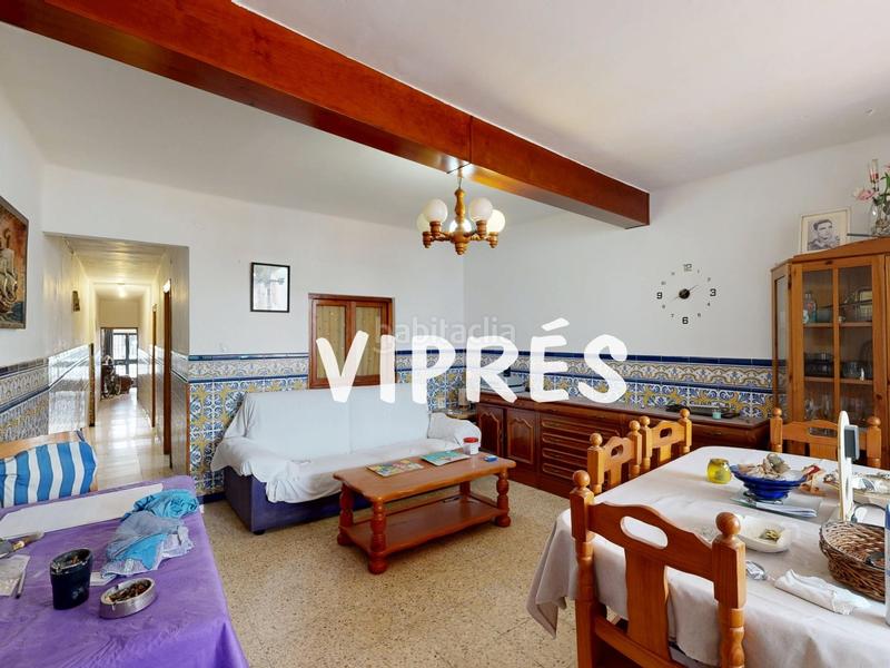 Foto a8444dc6-8f30-41a1-98f8-a4a6d747a101. Casa a Casar de Cáceres