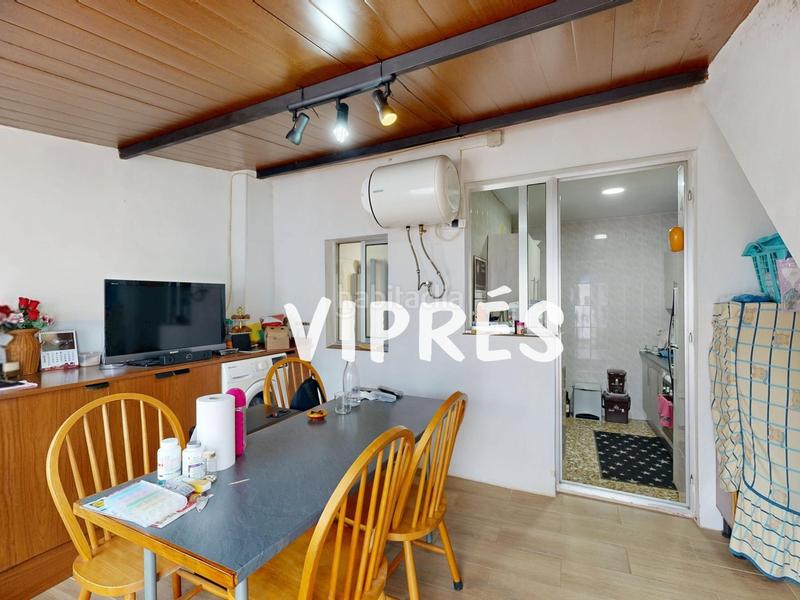 Foto acbc4412-8a39-4c4c-8734-fdb4f4228ac1. Casa a Casar de Cáceres