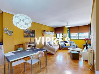 Dúplex a Ruta de la Plata. Precioso dúplex en una de las avenidas principales y más demanda