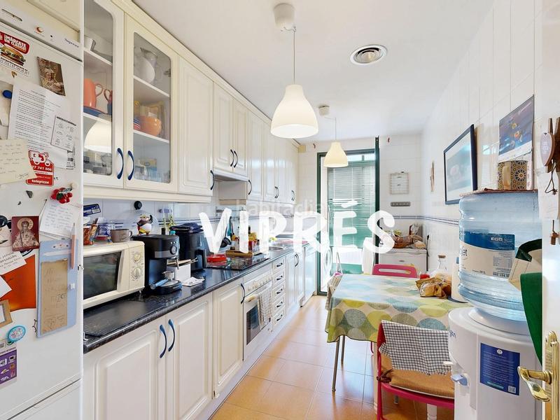 Foto 66d1a29a-35f1-4dda-9b56-480716a78623. Zweistöckige wohnung mit heizung parking in Ruta de la Plata Cáceres