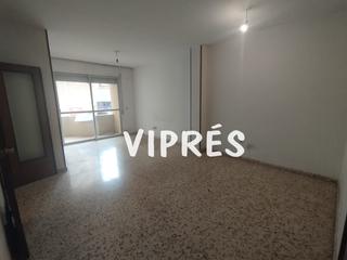 Pis a Centro. Piso ubicado en zona centro de mérida de 128m2 construidos, magn