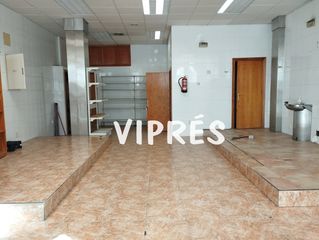 Business premise in Sur. Atención  !!!! mirar lo que os traigo.....un local comercial de