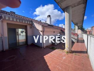 Àtic a Centro. Ático dúplex de 4 dormitorios con terraza, garaje y trastero en