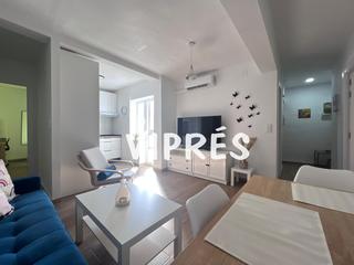 Piso en Casco Antiguo. Pisazo en la zona de colón reformado y amueblado!!!se vende piso