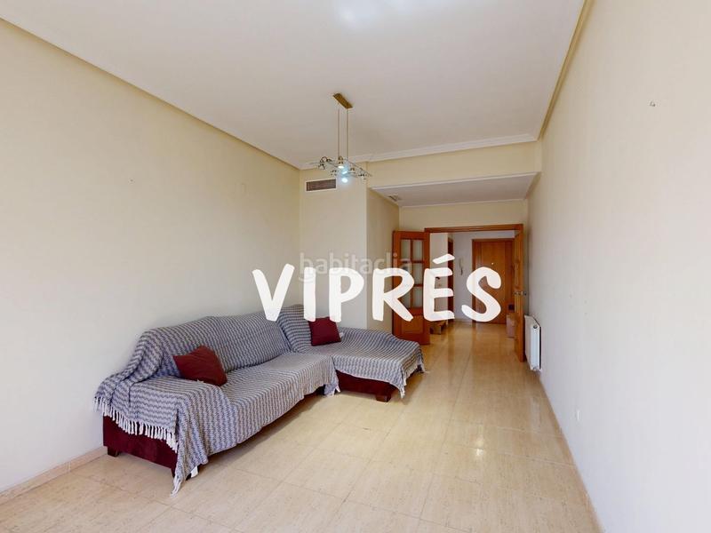 Foto 8136fa43-ff24-4615-a8ff-bbd556c575a9. Pis amb calefacció aparcament a Norte Mérida