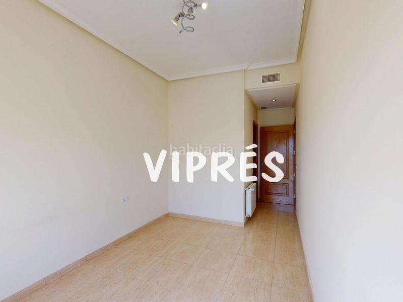 Foto edb15240-68c6-4094-8274-506ff474722c. Pis amb calefacció aparcament a Norte Mérida