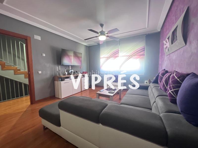 Foto 71999075-4f7c-44c0-aecd-b3389e7f66fc. Casa a schiera con riscaldamento parcheggio in Montesol - Mejostilla Cáceres