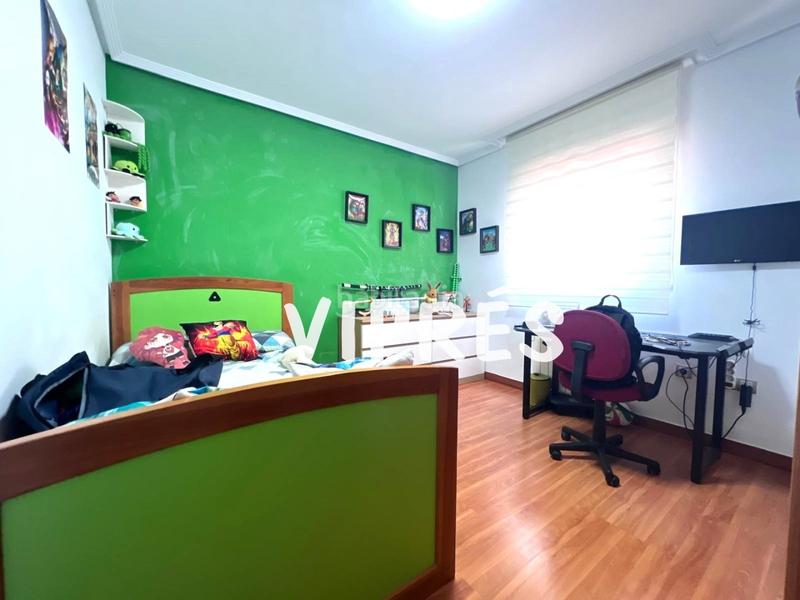 Foto 7485eb5f-f990-4fcd-bcc5-fea72278a74a. Casa a schiera con riscaldamento parcheggio in Montesol - Mejostilla Cáceres