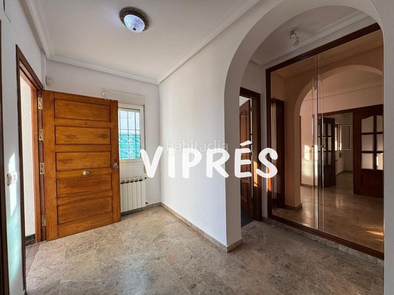 Foto 39993496-4037-4ae4-966b-09f854c35754. Maison jumelée avec chauffage parking dans Oeste Mérida