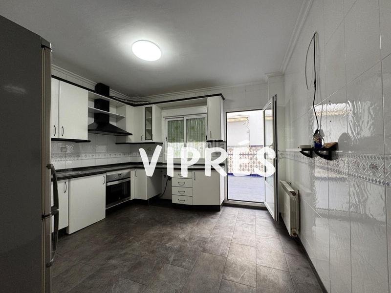 Foto c37f9f4e-e309-492e-a657-947fb31139a5. Maison jumelée avec chauffage parking dans Oeste Mérida