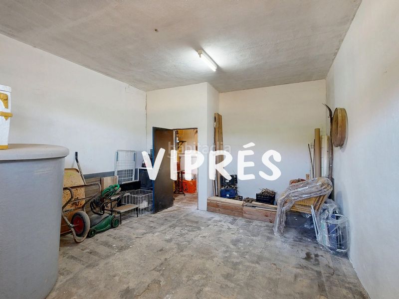 Foto e7b84aea-c44e-45ee-adeb-bff5a2790abd. Chalet with heating parking in Alcuéscar