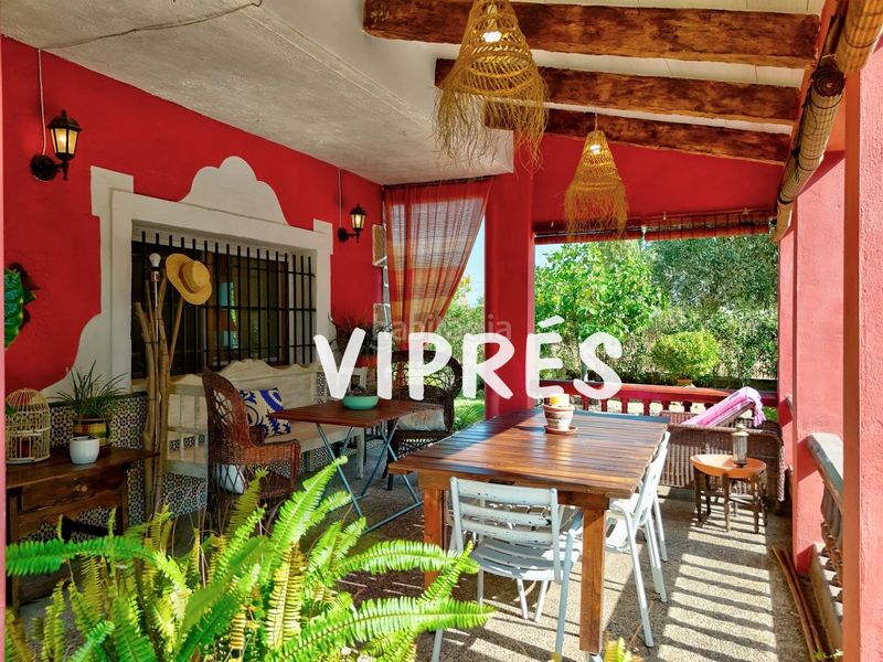 Foto fe8b4359-0a81-4e9a-a8f8-fd6e540fc854. Chalet with heating parking in Alcuéscar