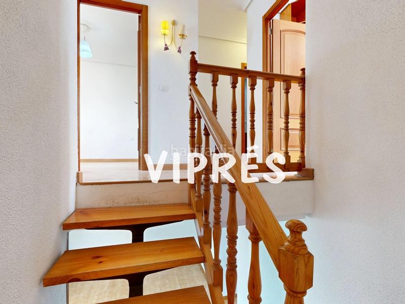 Foto 360d0003-58db-41b8-b0d5-f0d07c4ec740. Casa adossada amb calefacció aparcament a nuevo Cáceres Cáceres