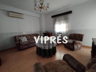 Casa a Sur. Atención me acaba de entrar esta magnifica casa en la zona de ca