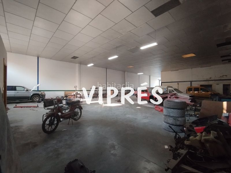 Foto a624cfa3-9df0-4271-8e50-fc7dbd896df6. Nau industrial a Oeste Mérida