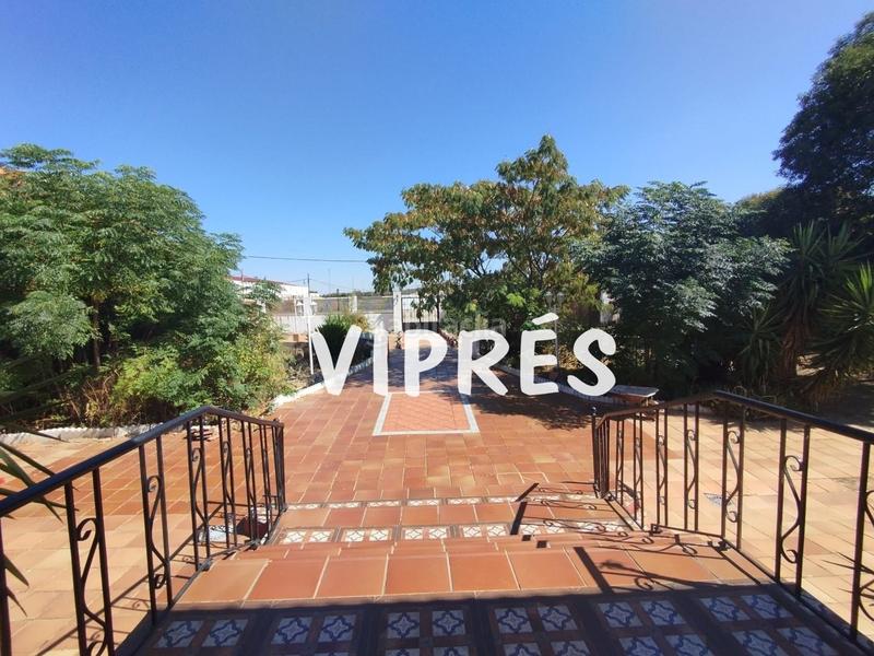 Foto c561f567-dec5-45d7-846e-bb028bd39783. Casa amb aparcament a Este Mérida