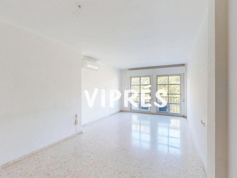 Foto 42ebdbb8-9ca7-4449-bcc3-b69036540177. Pis amb calefacció aparcament a Este Mérida