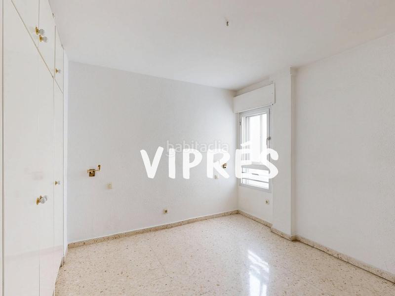 Foto 5fcd9e31-6320-4e2e-939a-22d55046acf7. Pis amb calefacció aparcament a Este Mérida