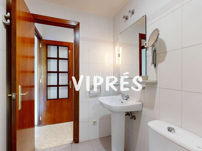 Foto a1f8db43-ddd2-47d2-99f3-d32d6b358e57. Pis amb calefacció aparcament a Este Mérida