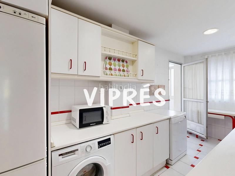 Foto d822bca3-7184-4a06-9101-fe3739b54e7a. Pis amb calefacció aparcament a Este Mérida