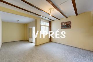 Haus in Centro. Se vende una estupenda casa de planta baja a reformar, en pleno
