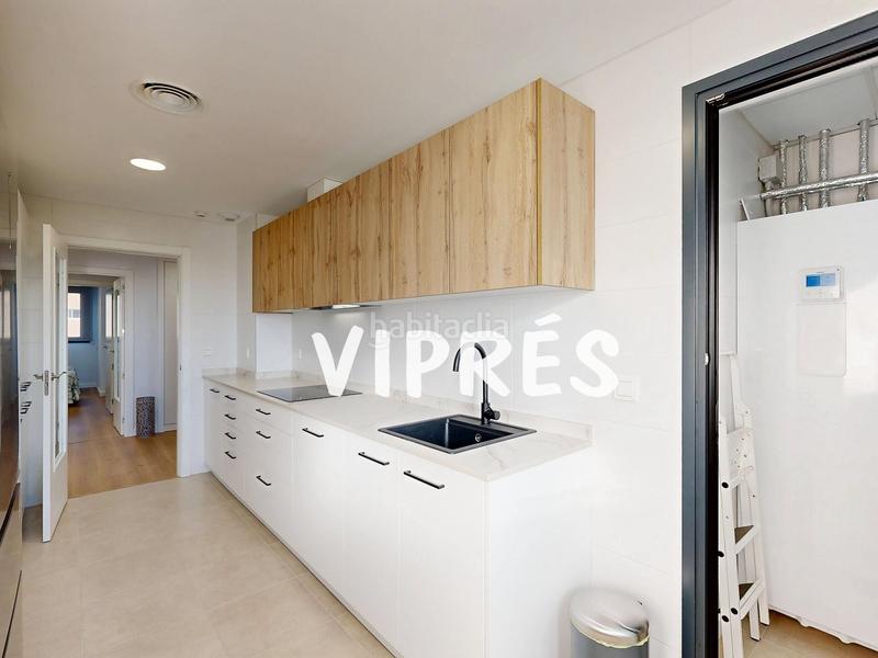 Foto 9cf6bb06-5ad3-463e-b977-15180004321b. Piso se vende magnífico piso situado en un edificio de reciente construcción, en una de las ubicaciones más valoradas de la ciudad. la en Cáceres