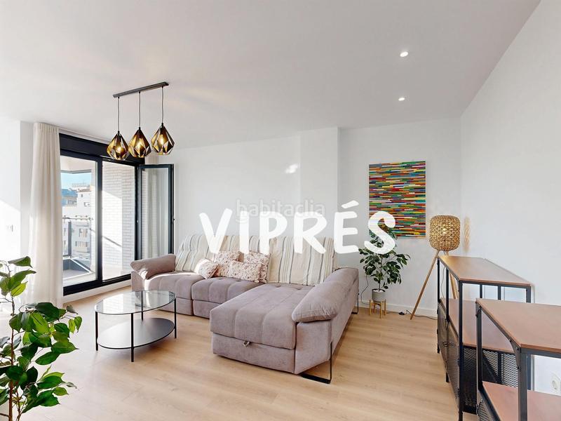 Foto bc3ae866-b55b-42d8-acbe-0f4ec958c317. Piso se vende magnífico piso situado en un edificio de reciente construcción, en una de las ubicaciones más valoradas de la ciudad. la en Cáceres