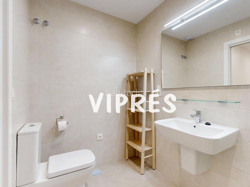 Foto e919c54f-3f6d-4359-9a1c-21d28d1da8ee. Piso se vende magnífico piso situado en un edificio de reciente construcción, en una de las ubicaciones más valoradas de la ciudad. la en Cáceres