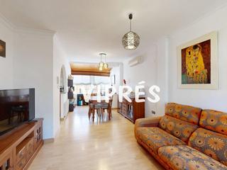 Maison jumelée à Casar de Cáceres. Buscas un adosado en el casar de cáceres ? este es el tuyo !! pa