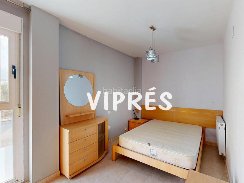 Foto 863636d7-7e28-4b4a-8b04-9144bd235a98. Pis a Campus Universitario Cáceres