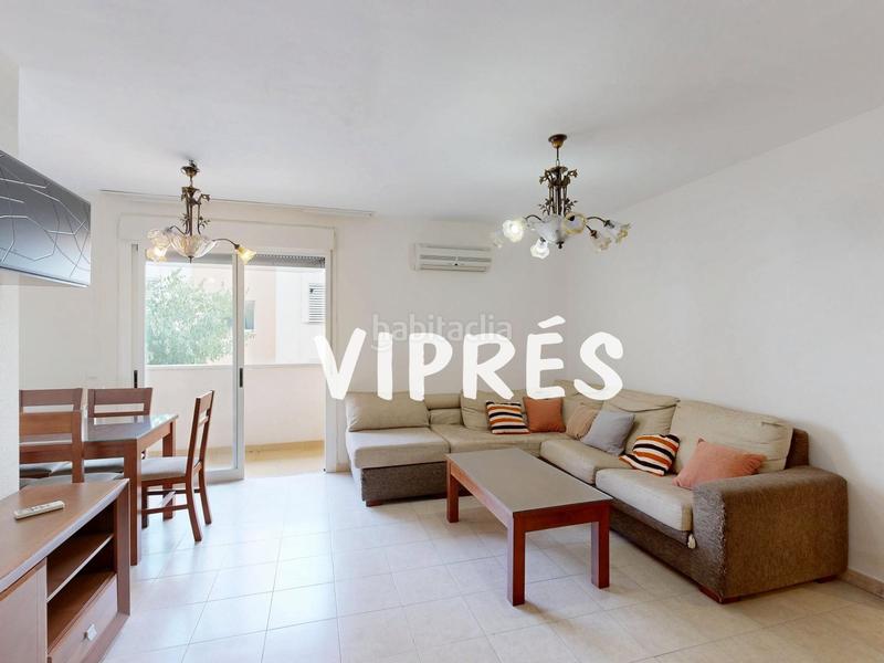 Foto bfaa7251-2aa4-444c-ac92-dd74f679f0ba. Pis a Campus Universitario Cáceres