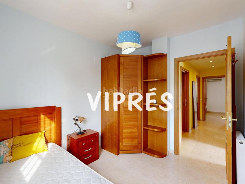 Foto c6966b8d-3958-4557-b446-599d8d368c18. Pis a Campus Universitario Cáceres