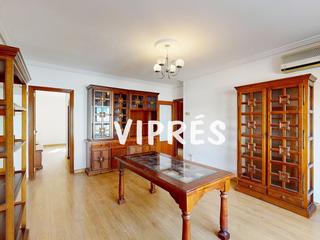 Pis a Centro. Mirad qué vivienda os traigo hoy!!situada en la zona de fratres,